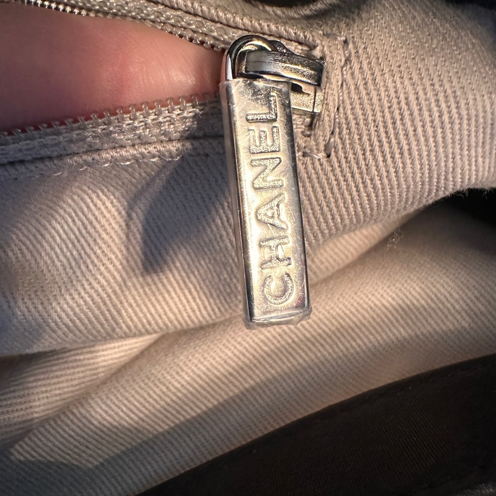 CHANEL
2013 Wild Stitch two-way bag - Picture 15 of 17